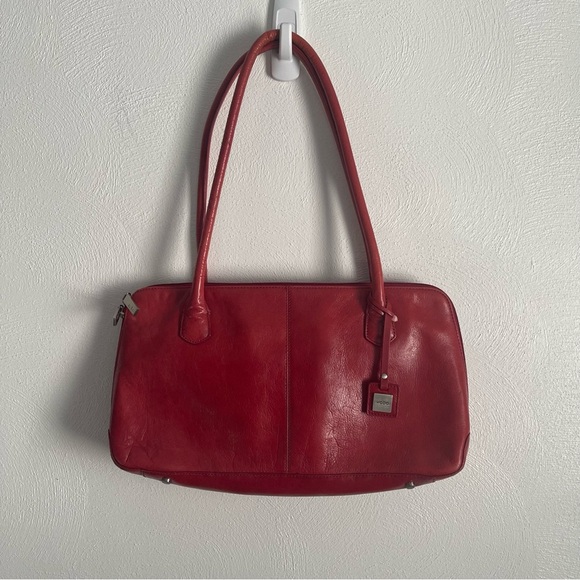 HOBO INTERNATIONAL Paulina Venice red Handbag has some wear please check picture - Picture 1 of 16